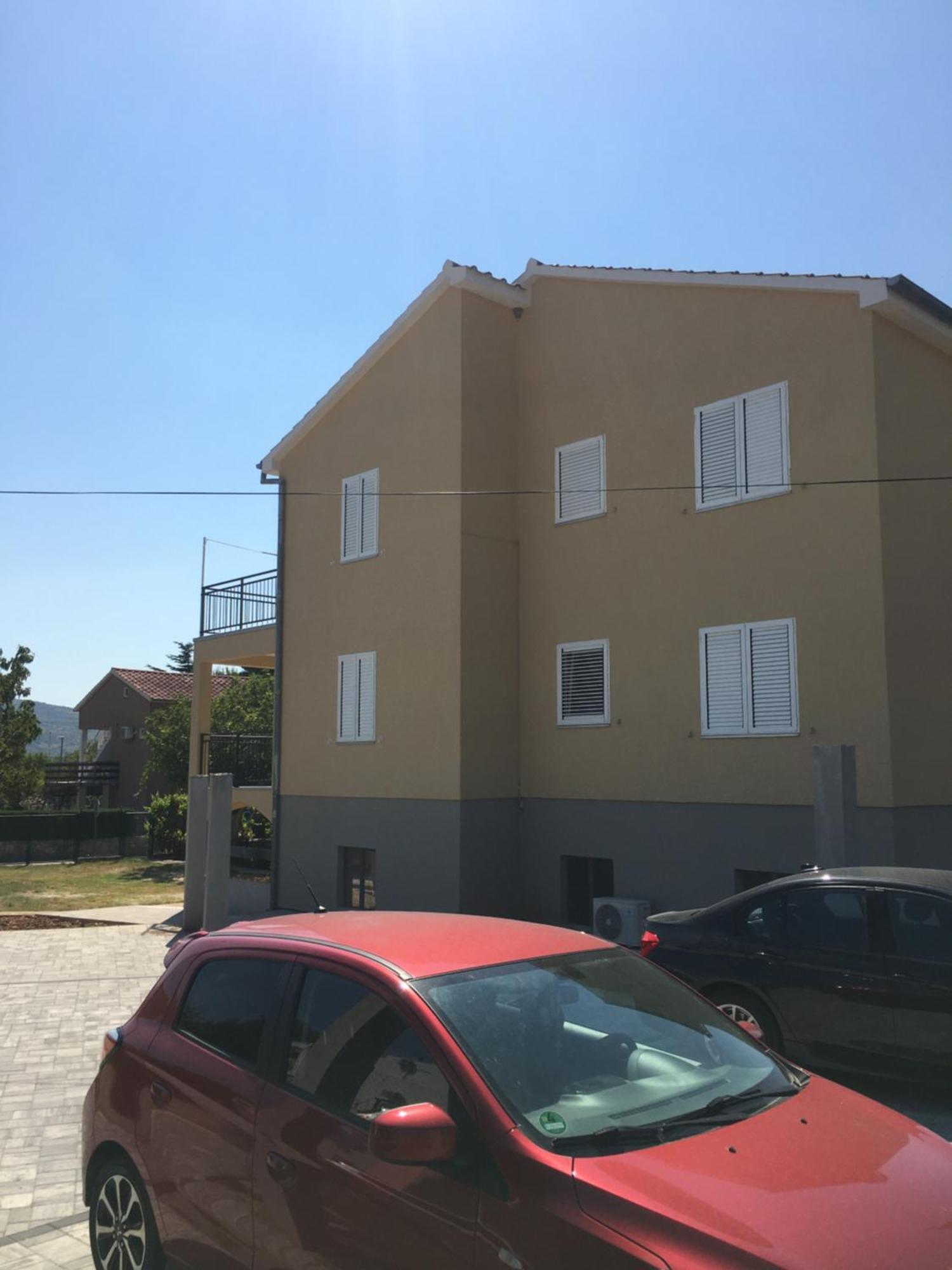Barun 200m From Apartment